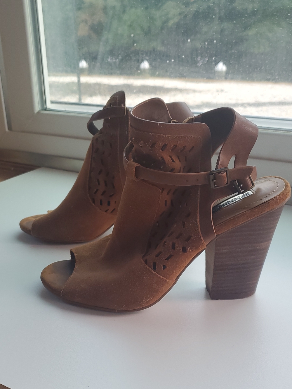 Women's Brown Suede Open-Toe Block Heel Sandals